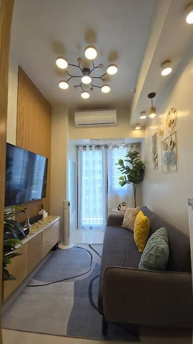 Cozy Homey Hideout Near Mall Of Asia location